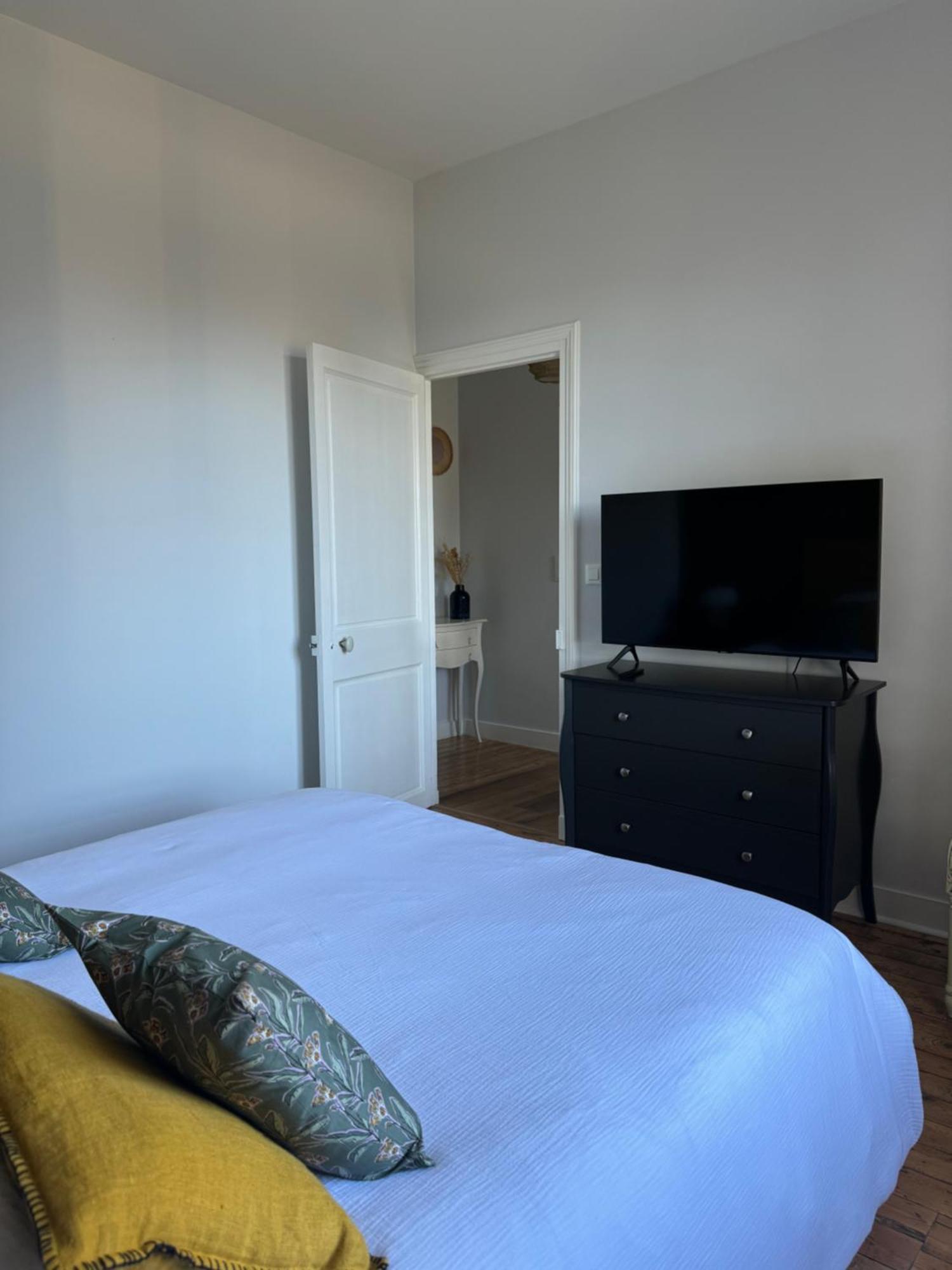 Le Hetre Pourpre Apartment Bayeux Exterior photo