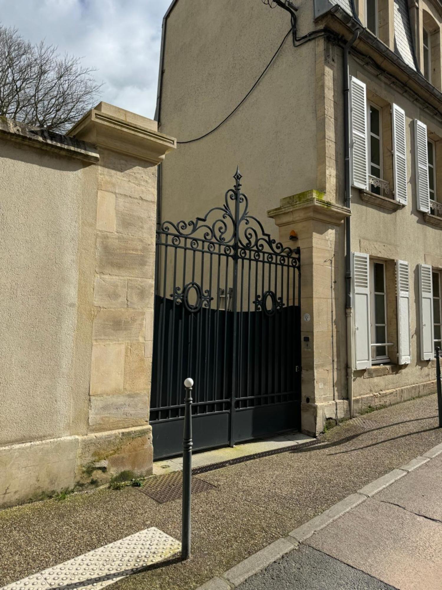 Le Hetre Pourpre Apartment Bayeux Exterior photo